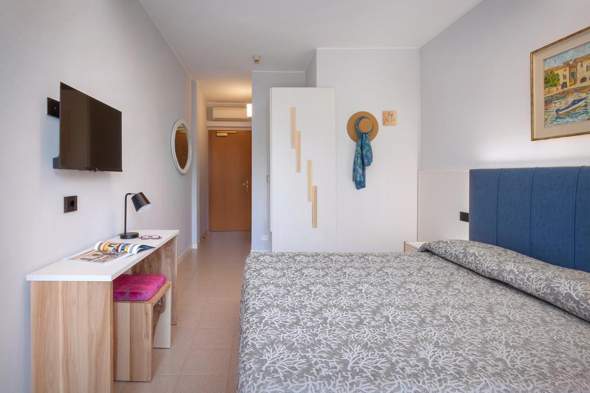 Hotel Gabbiano - Garda Lake Collection ภายนอก รูปภาพ